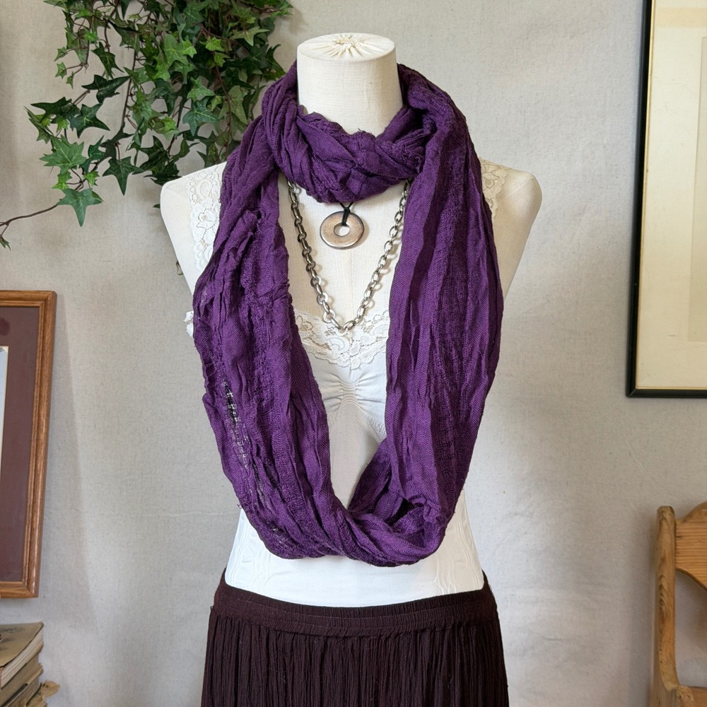 Purple Crinkle Knit Infinity Scarf Boho Vintage OS Whimsygoth Earthy Layering